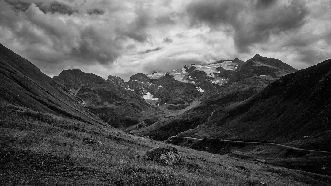 https://yannmarecal.com/img/Alpes_207.jpg