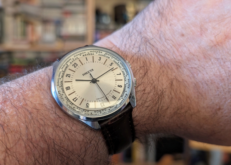 https://yannmarecal.com/img/raketa_wt_01.jpg